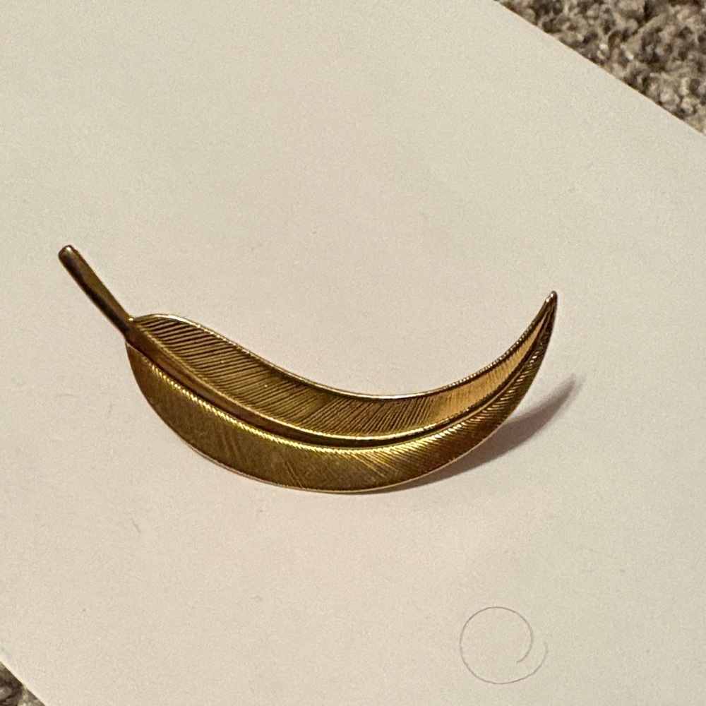 Gold Feather/Leaf Brooch